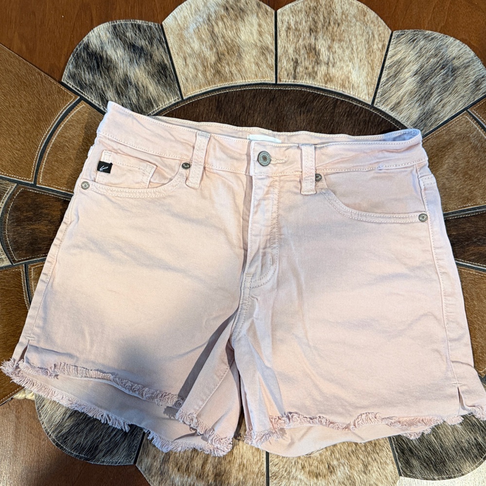 KanCan Pale Pink Distressed Hem Denim Shorts